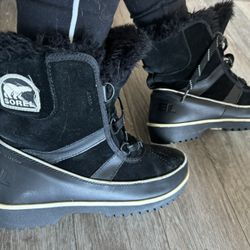 Sorel Snow Boots Size 8