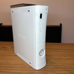 Microsoft Xbox 360 Arcade White Console w/ 120GB HDD Tested *Great Condition*