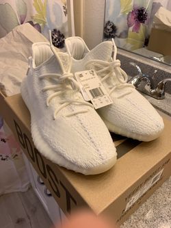 Adidas Yeezy Boost 350 size 10 triple whites for Sale in Glendale CA OfferUp