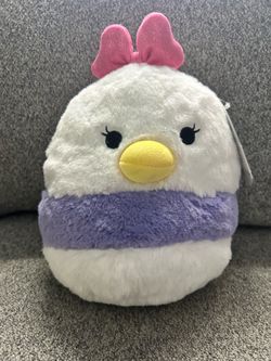Squishmallows Fuzz-A-Mallows 8-inch Disney Daisy Duck plush