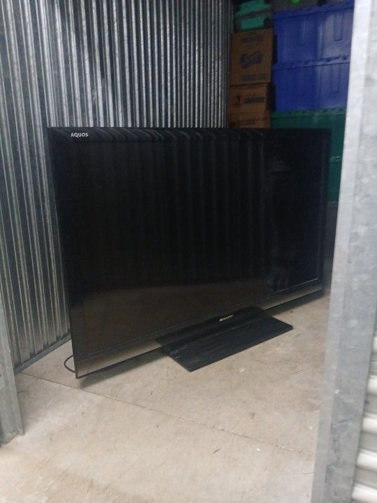Sharp Aquos 60" TV