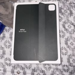 iPad Smart Folio Case