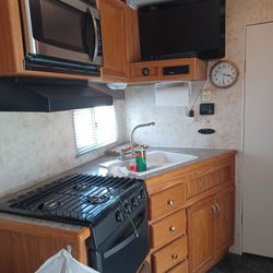 23’ Attitude Toy Hauler 