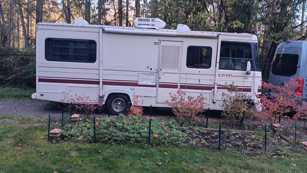 1989 Ford Fleetwood Flair