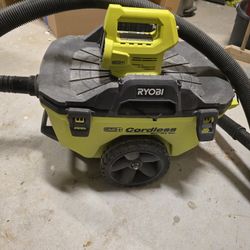 Ryobi Vacuum 