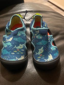 Water shoes
