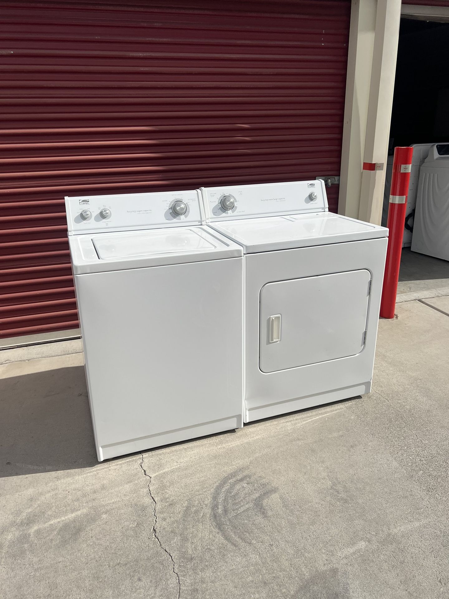 ESTATE WASHER AND DRYER