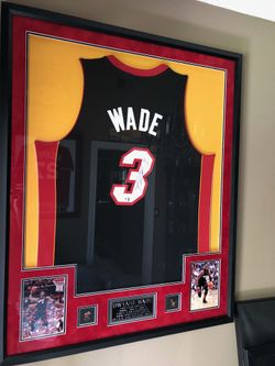 DWAYNE WADE Autographed Framed Jersey w/ COA