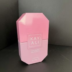 ✨KAY ALI✨ROSE ROYALE