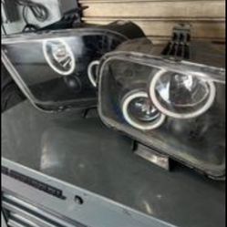 Halo Projector Headlights (2005-2009 S197 Mustang)