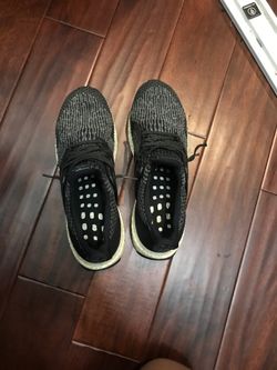 Size 9.5 adidas ultra boost