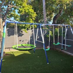Swing set