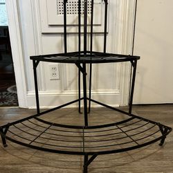Black Medal 3 Tier Plant Stand Excellent Condition 