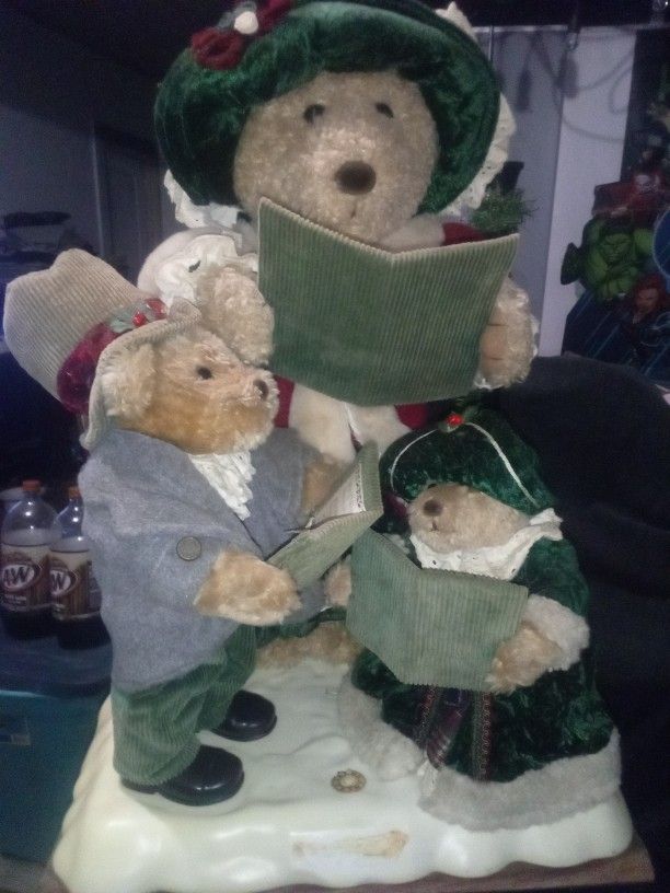 Vintage Christmas International Musical Bears