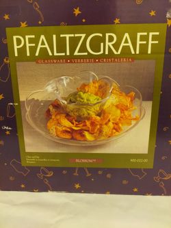 Pfaltzgraff Two Piece Chip and Dip Blossom Collection New