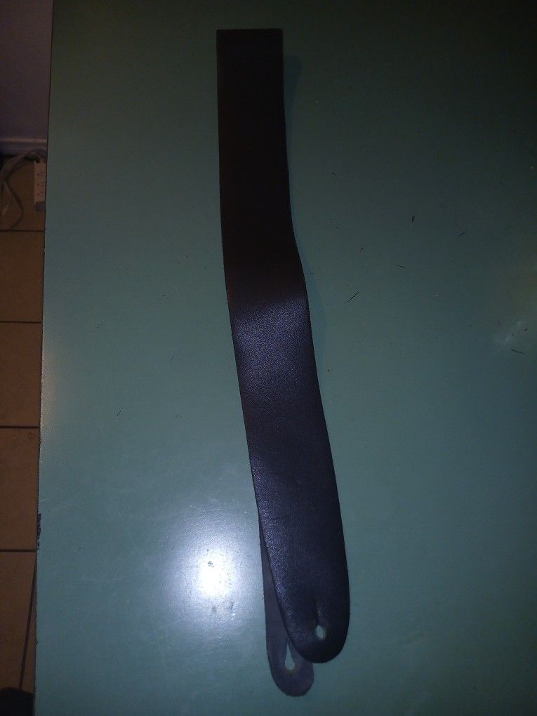 Black Leather Guitar/bass Strap