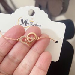 Elegant Heart Bracelet 