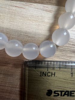 10mm BEAUTIFUL RARE DREAM CHALCEDONY POSITIVE VIBRATION CRYSTAL BRACELET