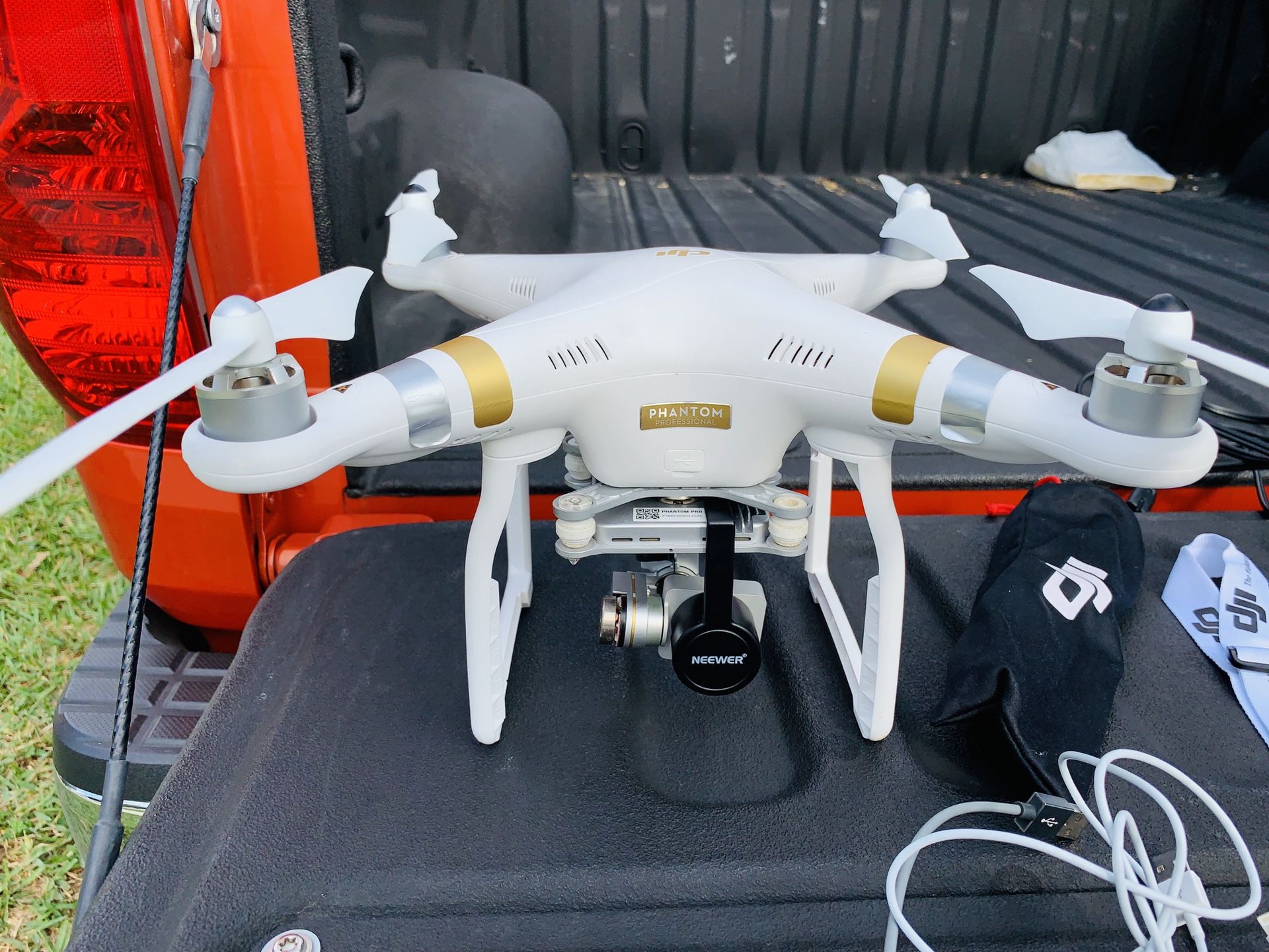 DJI phantom 3 professional