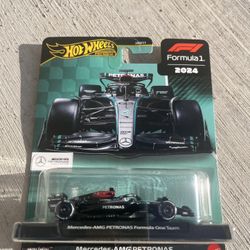 Hot Wheels F1 Series: Mercedes-AMG PETRONAS Formula OneTeam W15 Car #63