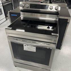 Brand New 🔥 Electric Stove Convection Oven Air Fry Smooth Glass Top 30” Perfect Condition Stainless Steel IN STOCK NOW 