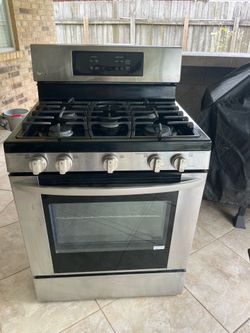 LG Gas Stove (5 burners)
