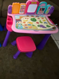 VTECH GIRL DESK