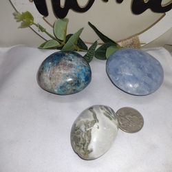 Blue Apatite,Blue Calcite And Moss Agate Palm Stones