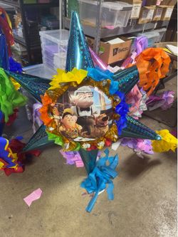 Up bola piñata