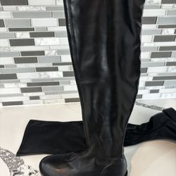 Zara Boots Size 39 Or 8 Woman’s Like New 
