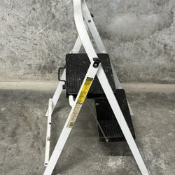 2-Step Folding Step Stool Ladder 200 lb Capacity Heavy Duty