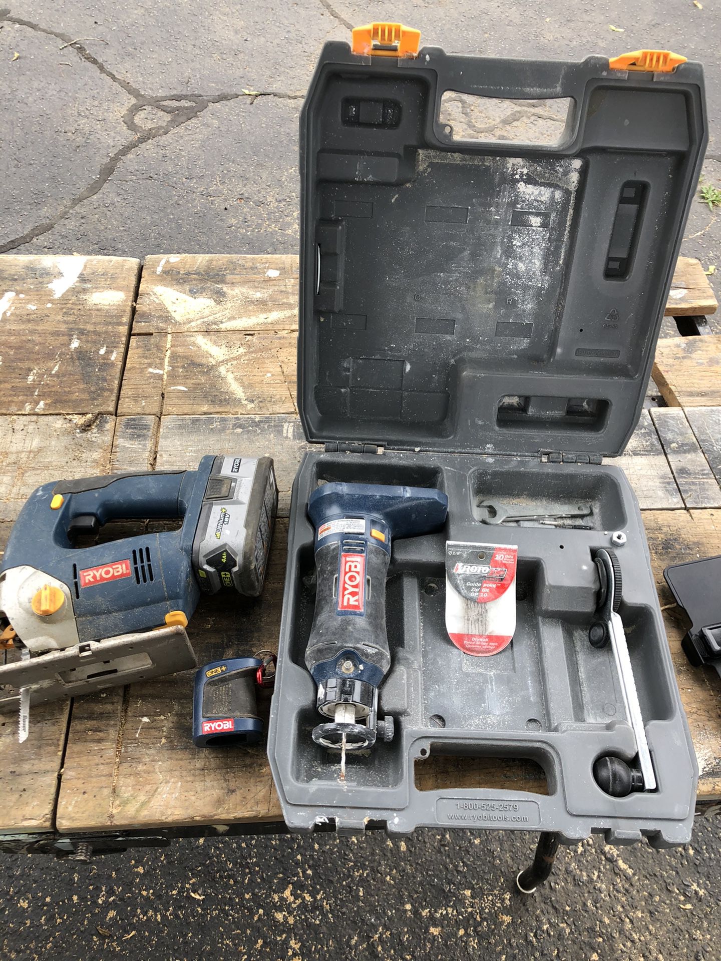 Ryobi jid saw and Sheetrock router with a battery