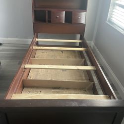 Twin Size Bed With Storage 
