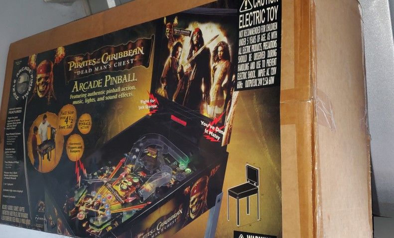 Zizzle Pirates Of The Caribbean Pinball Machine