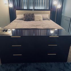 King Size Bed & Dresser (Good Condition)