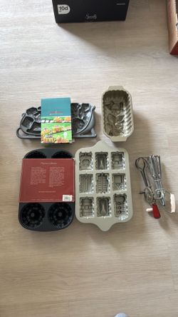 Nordicware baking ware lot