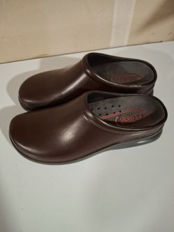 Klogs Brown Work Shoes Non Slip Size 10 Slip-ons with Removable Insert 