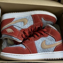 AJ 1 Mid