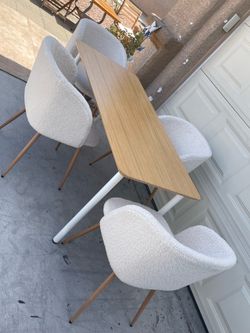 beautiful ikea dining table and chairs excellent condition H30 W54 D25 free delivery