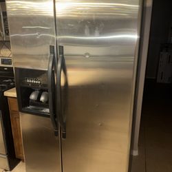 KITCHEN APPLIANCES SET 4 Items 