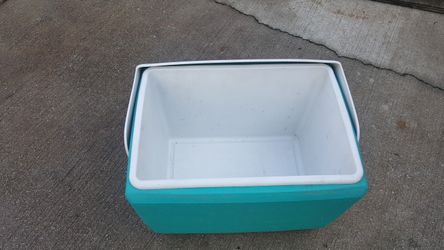 Ice chest
