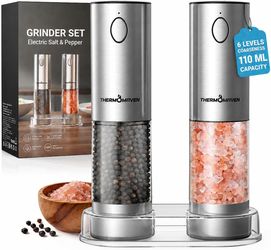 Electric Salt and Pepper Grinder Set
