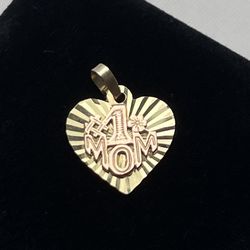 Gold Heart Pendant “#1Mom”