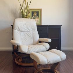 Ekornes Stressless Leather Recliner