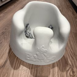 Baby seat with cover