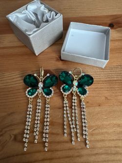 Emerald Green Crystal Butterfly Tassel Earrings – New in Box