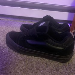 Selling Black Knu School Vans