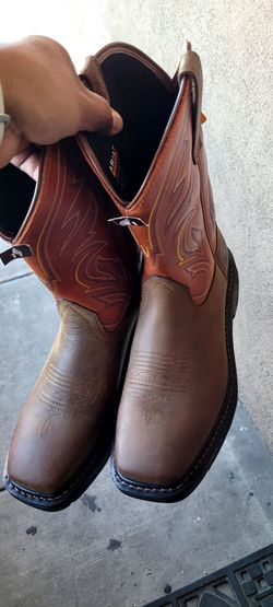 Ariat boots size 11D brand new
