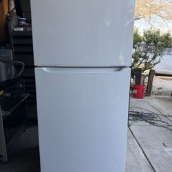 Refrigerator NEW