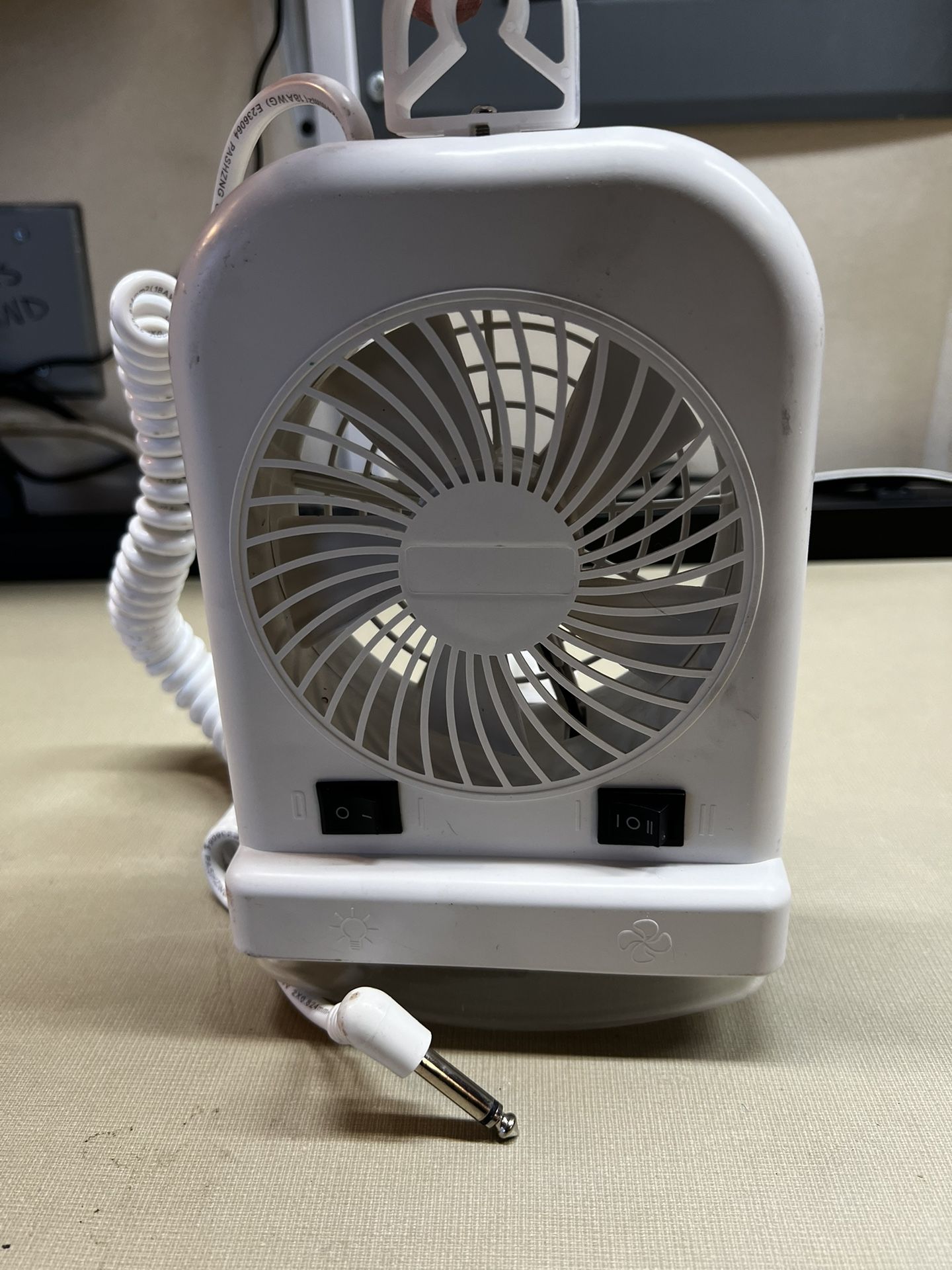 StarCraft Popup Trailer 12v Light And Fan